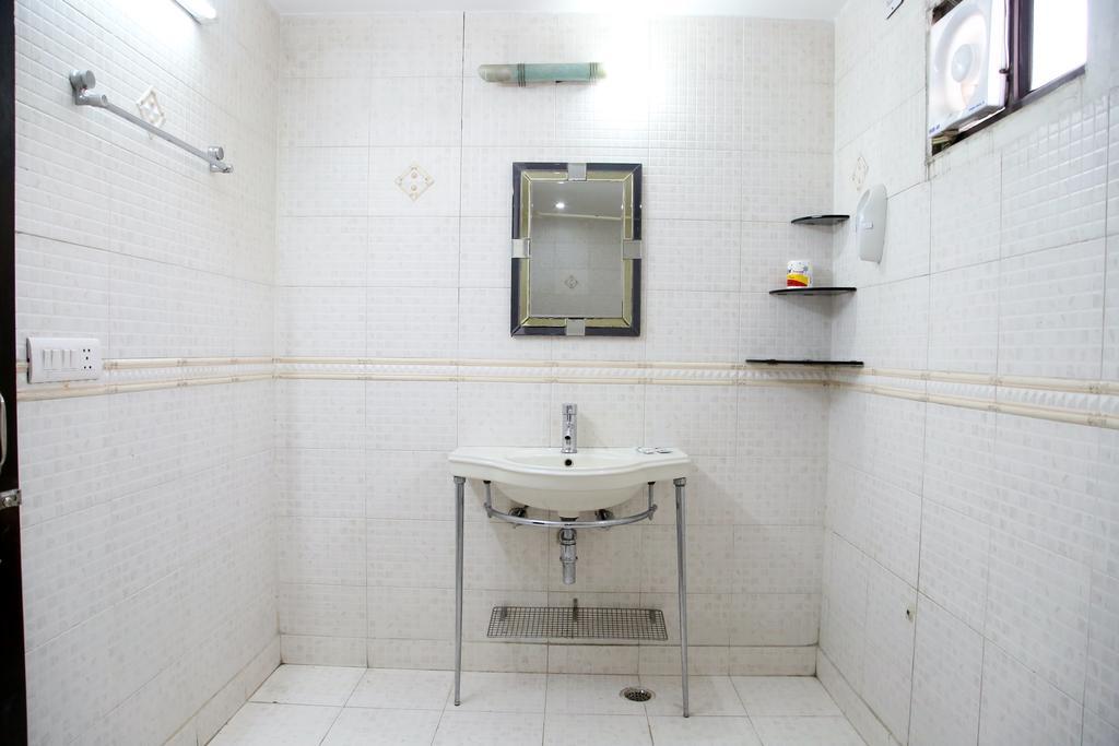 Hotel Ananda Дели Номер фото